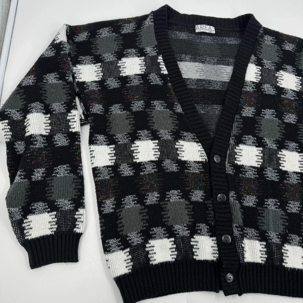 Vintage AREA Black White Gray Plaid Button V Neck Cardigan‎ Sweater Men's Large